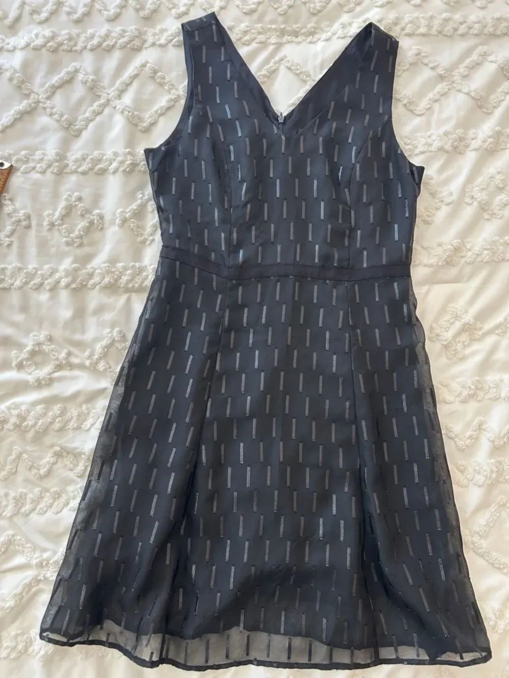 Banana Republic outlet Black Dress with metallic Accent Stripes 10 new with tags